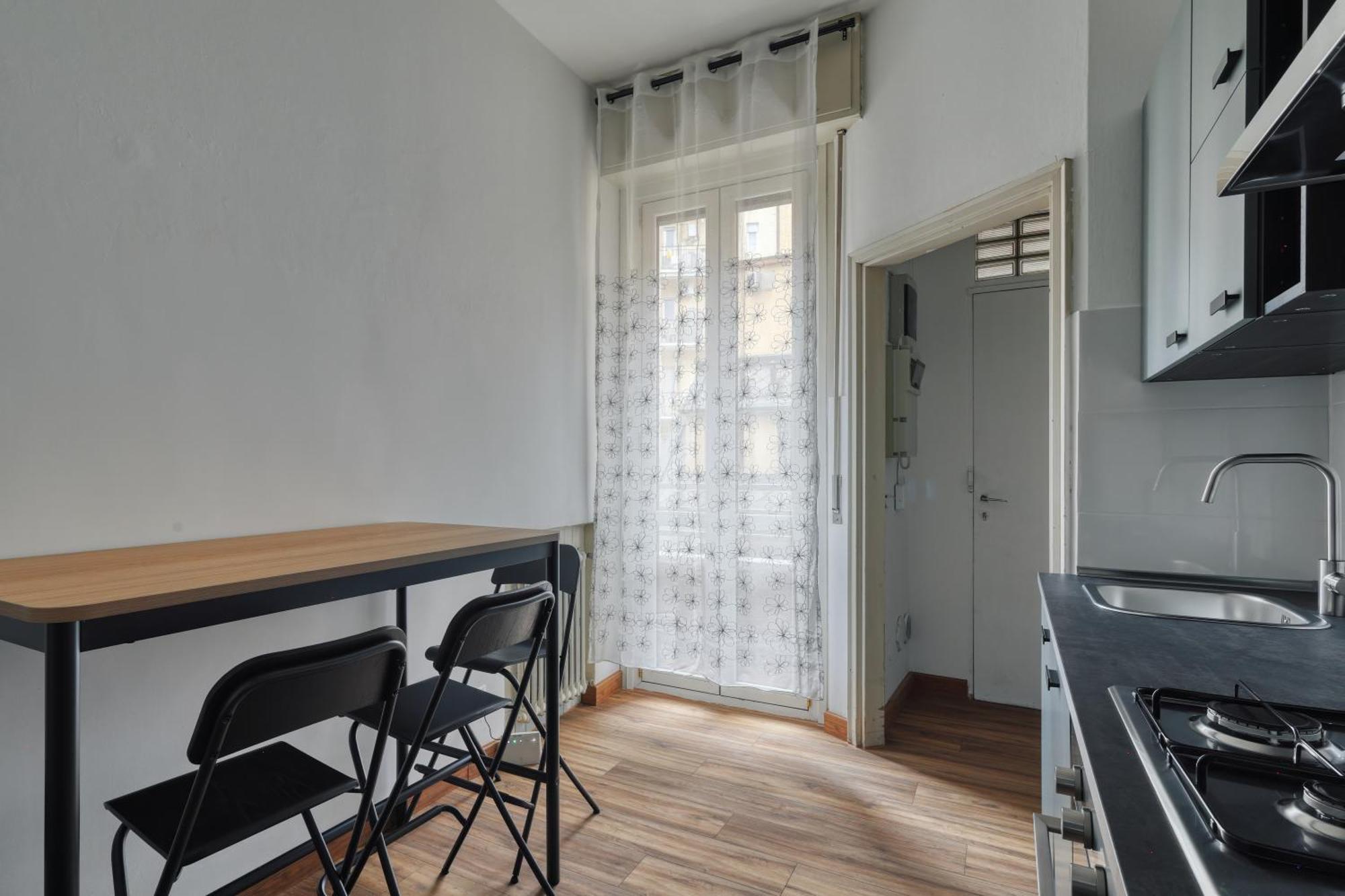 Joivy Chic 3-Bed Flat Near Colonne Di San Lorenzo 밀라노 외부 사진