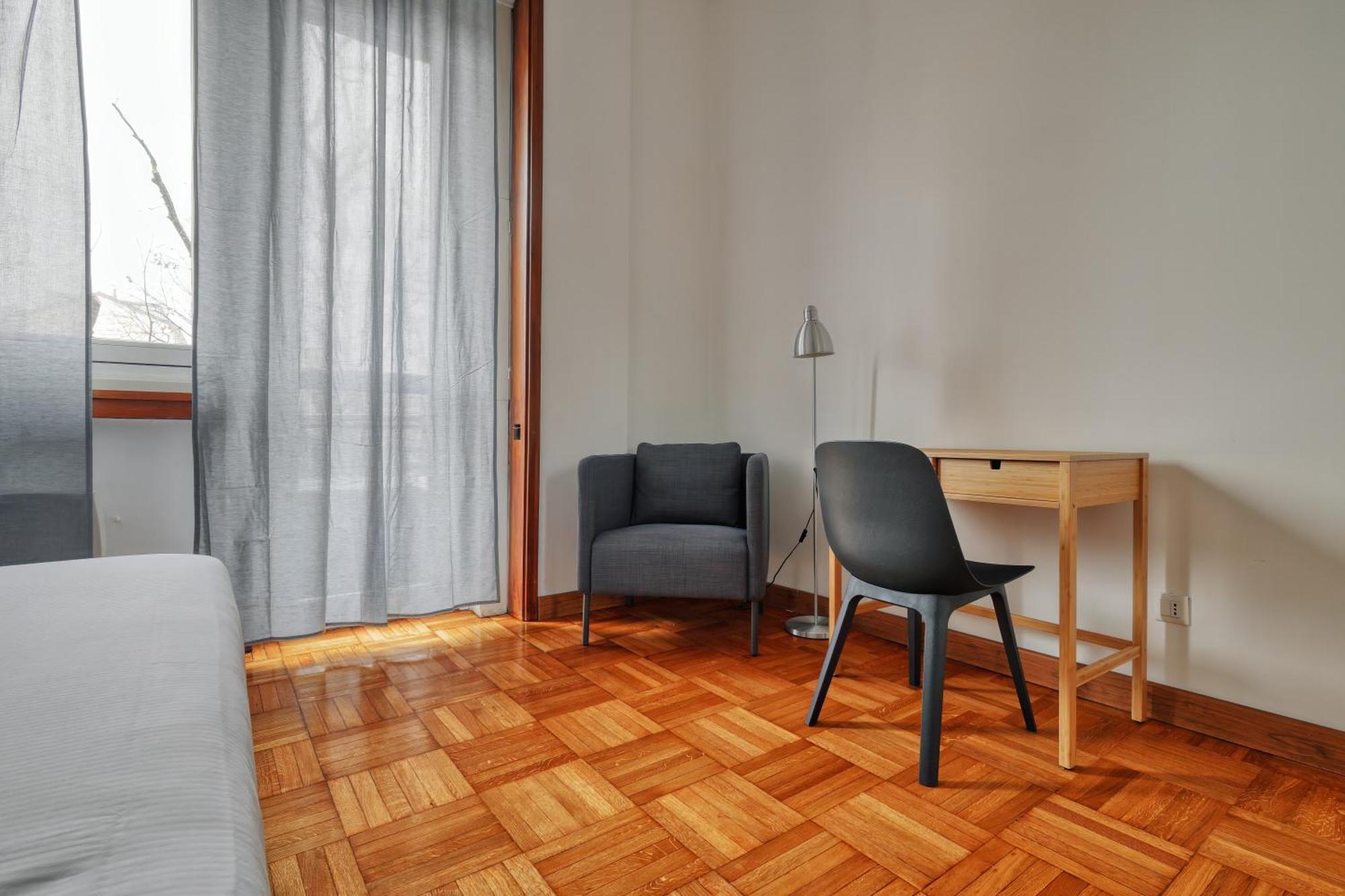 Joivy Chic 3-Bed Flat Near Colonne Di San Lorenzo 밀라노 외부 사진